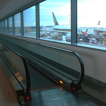 LE_33_Melbourne Airport_f