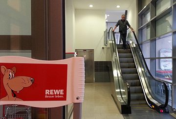 LE_50_Rewe Supermarket